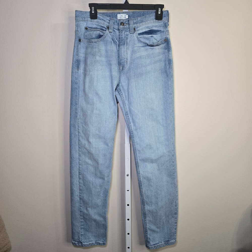 True Craft Womens Jeans Light Wash Straight‎ Leg Size 30x32